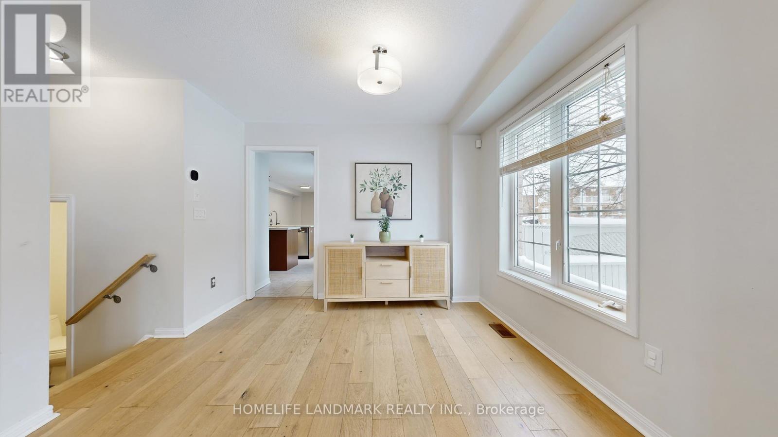 486 Bur Oak Avenue, Markham, Ontario  L6C 3A8 - Photo 4 - N12744650