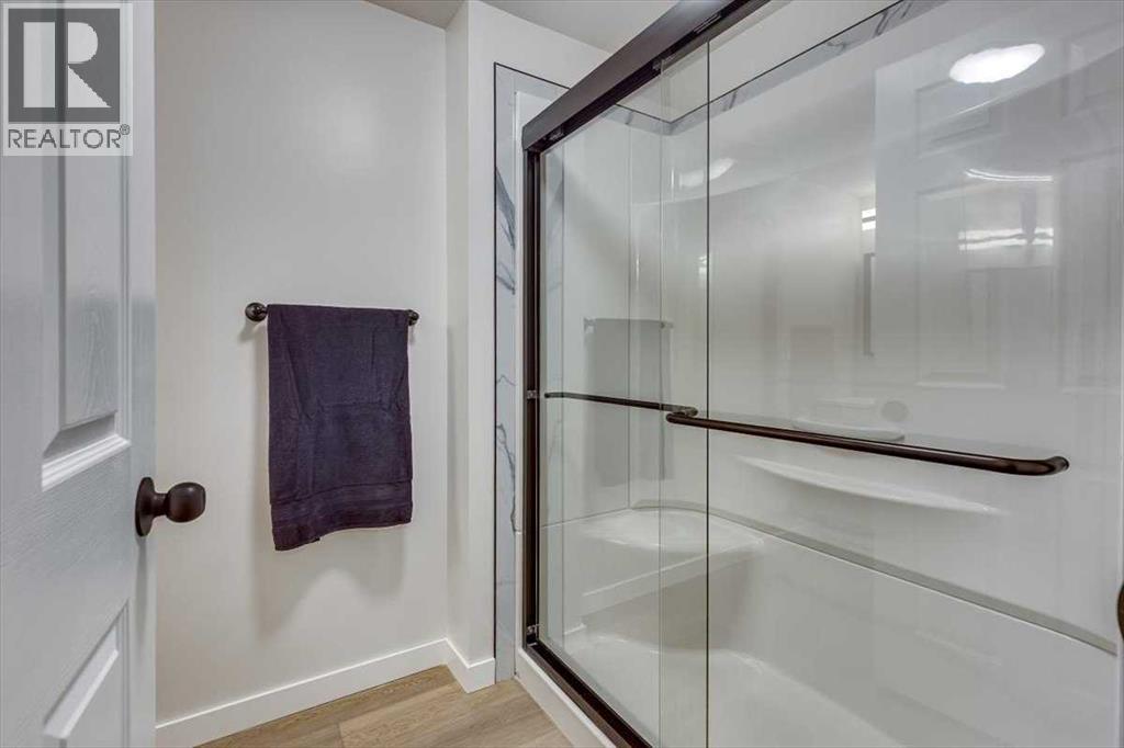 B, 5913 52 Avenue, Red Deer, Alberta  T4N 4K7 - Photo 28 - A2277304