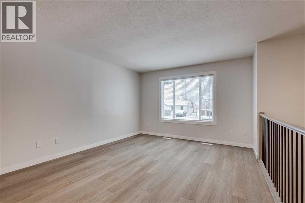 B, 5913 52 Avenue, Red Deer, Alberta  T4N 4K7 - Photo 5 - A2277304