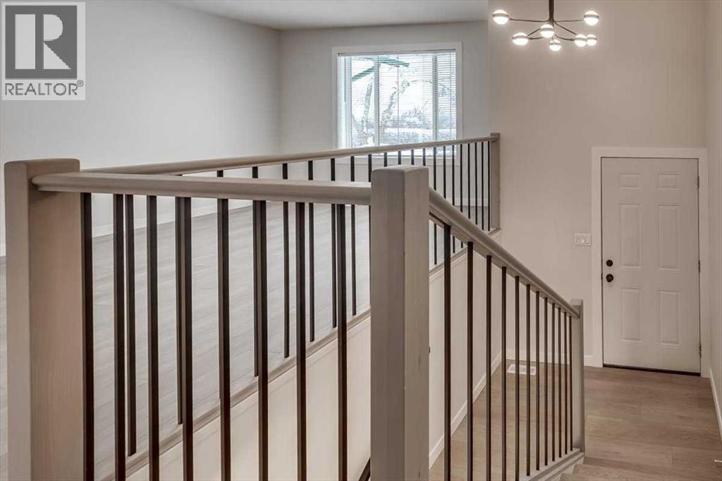 B, 5913 52 Avenue, Red Deer, Alberta  T4N 4K7 - Photo 4 - A2277304