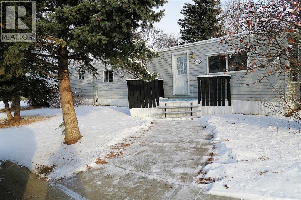 901 Briarwood Crescent, Strathmore, Alberta