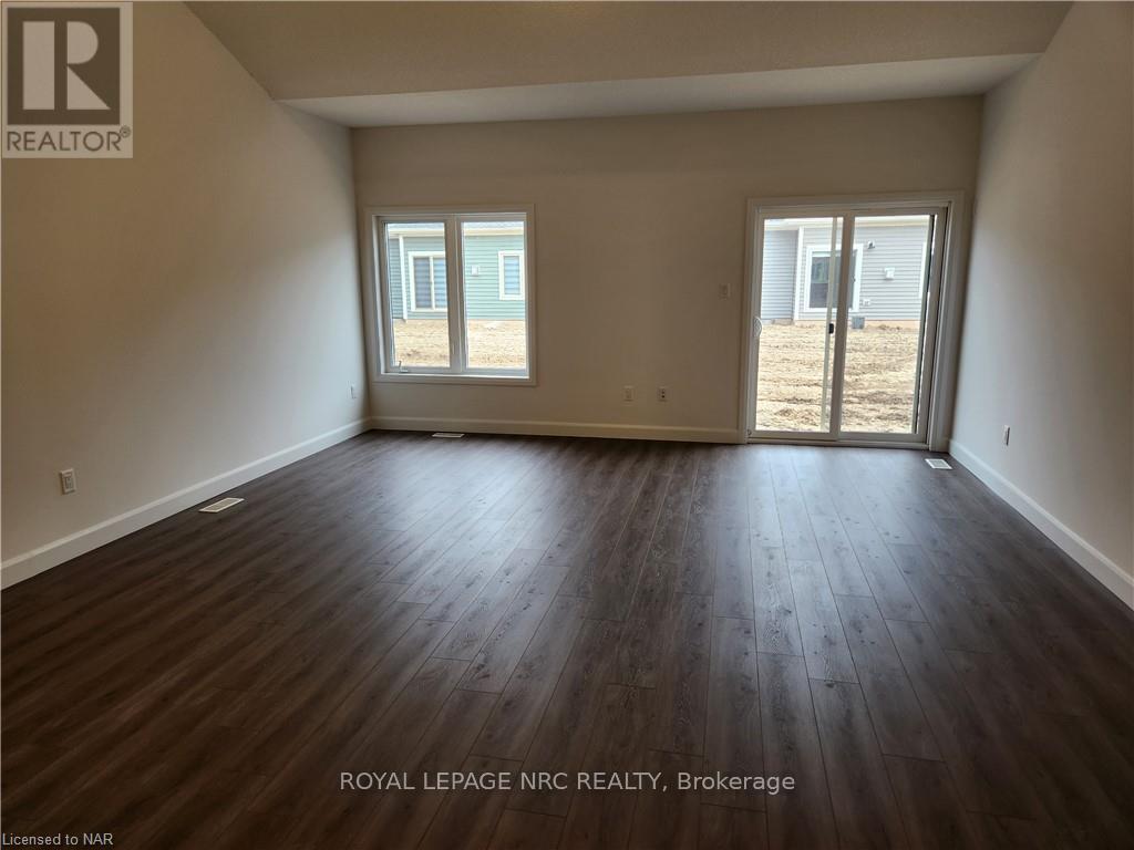 66 Beachwalk Crescent, Fort Erie, Ontario  L0S 1N0 - Photo 7 - X12744900