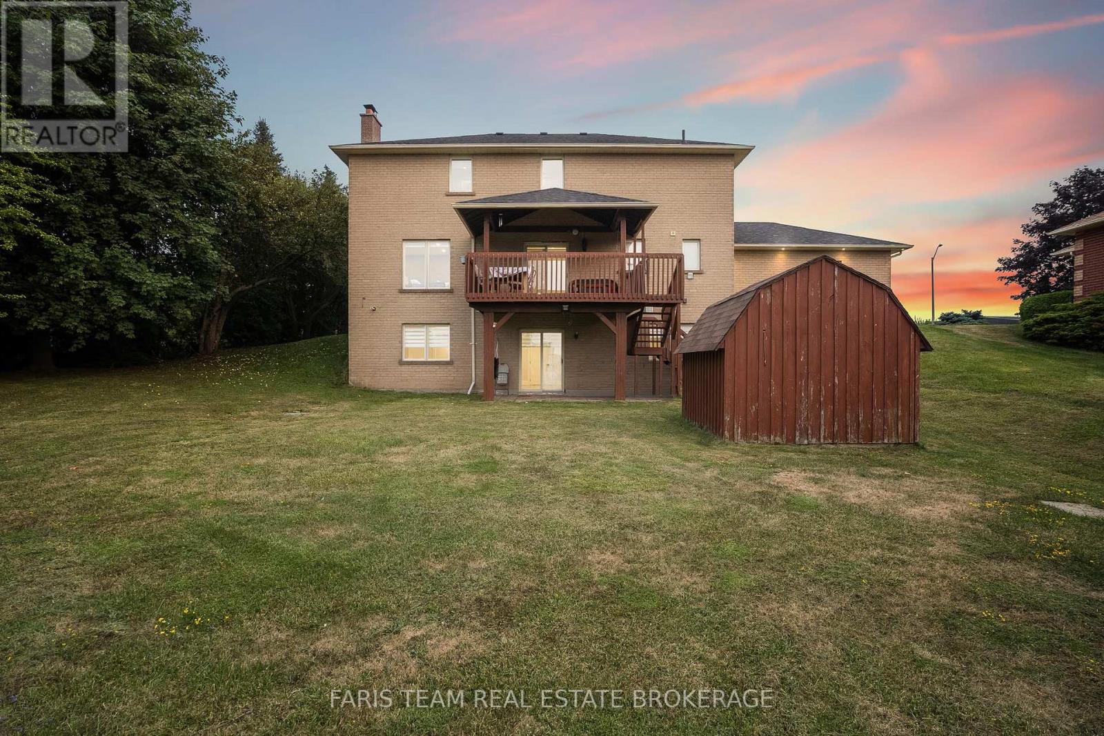 7 Golfview Boulevard, Bradford West Gwillimbury, Ontario  L3Z 2A6 - Photo 47 - N12603668