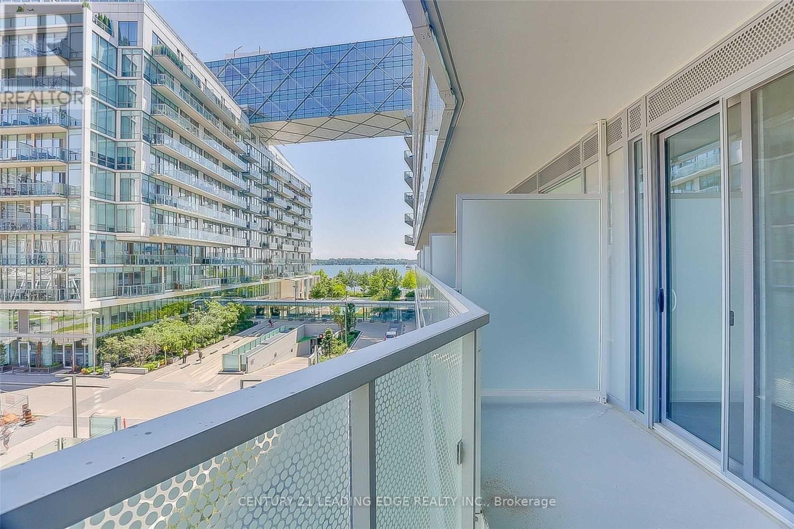 301 - 15 Queens Quay E, Toronto, Ontario  M5E 0C5 - Photo 16 - C12744878