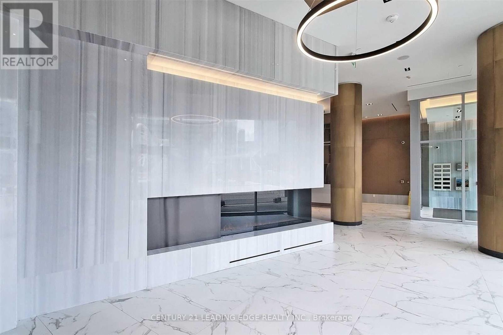 301 - 15 Queens Quay E, Toronto, Ontario  M5E 0C5 - Photo 3 - C12744878