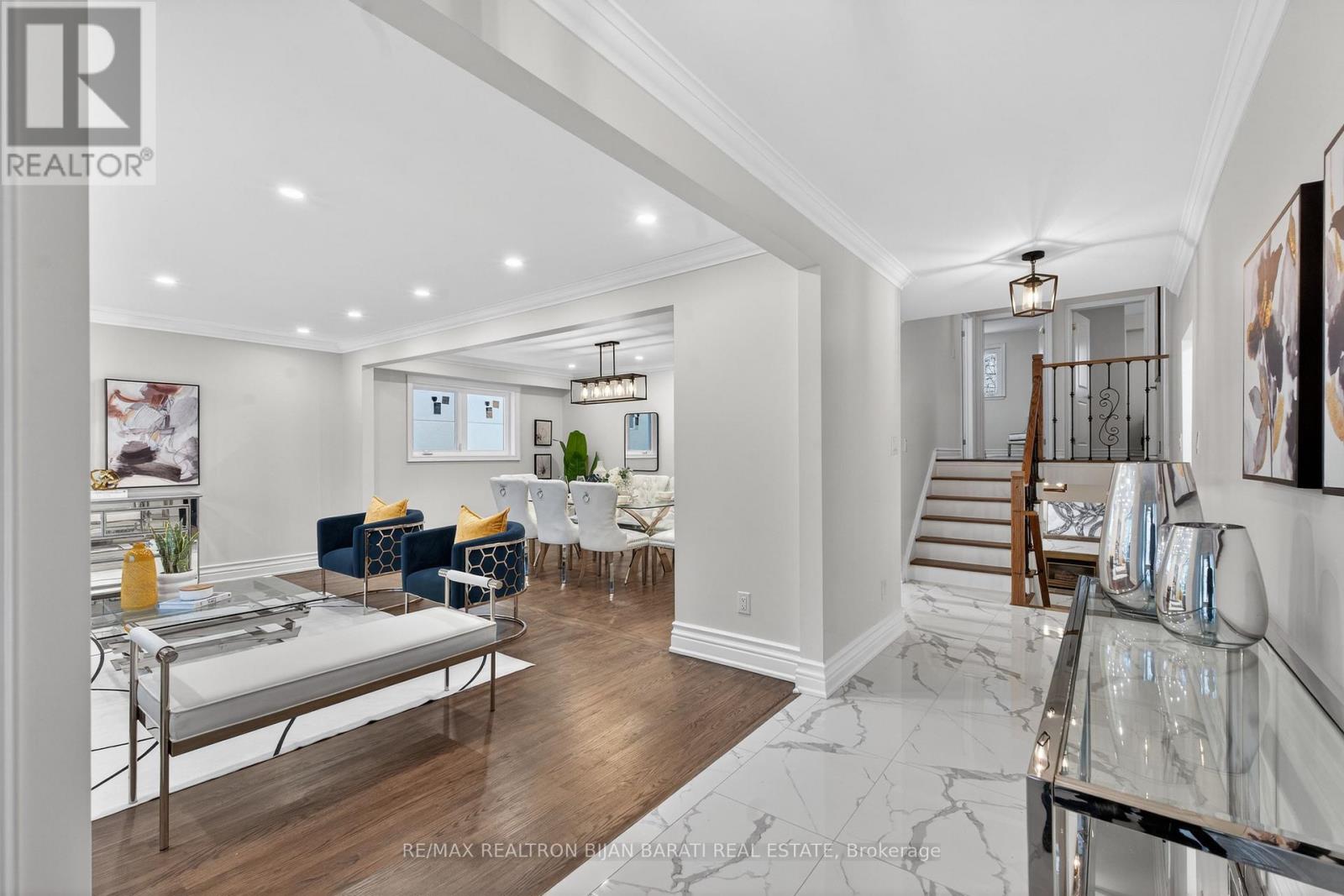 32 Colonnade Road, Toronto, Ontario  M2K 2L5 - Photo 19 - C12744888