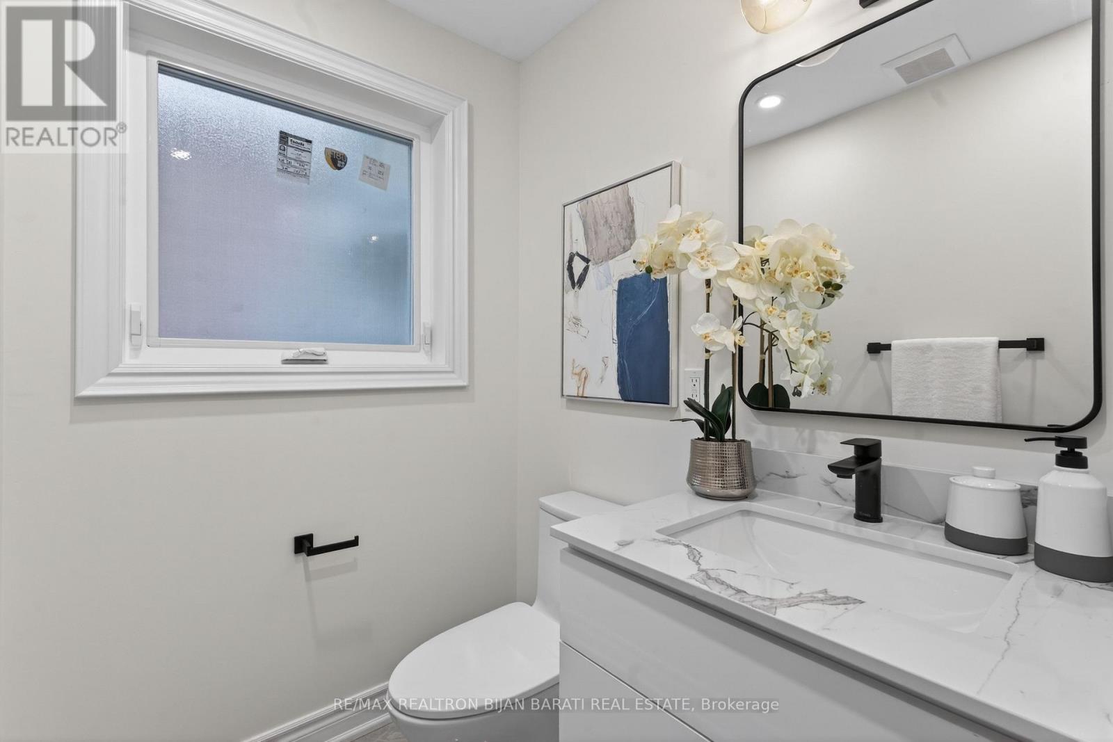 32 Colonnade Road, Toronto, Ontario  M2K 2L5 - Photo 43 - C12744888