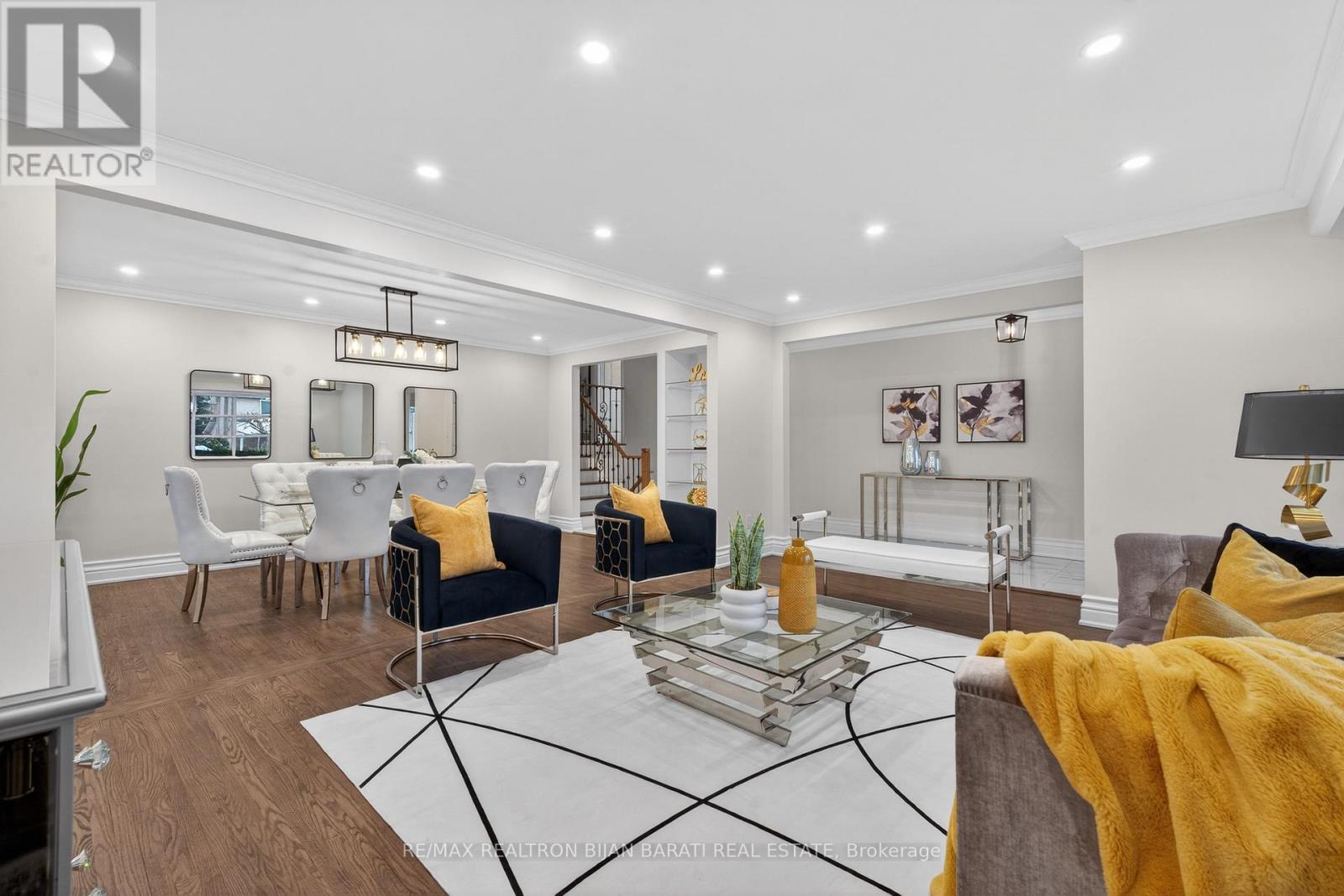 32 Colonnade Road, Toronto, Ontario  M2K 2L5 - Photo 6 - C12744888