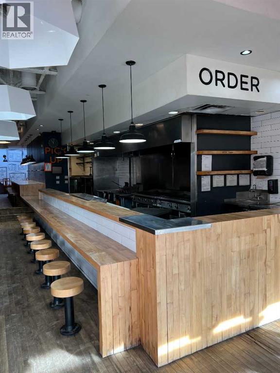 736 17 Avenue Sw, Calgary, Alberta  T2S 0B7 - Photo 2 - A2273857