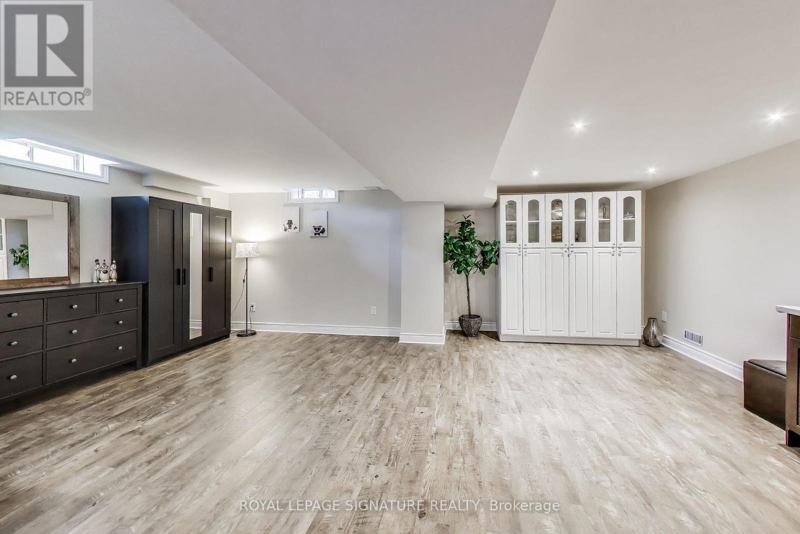 65 Red River Crescent, Newmarket, Ontario  L3X 2X2 - Photo 26 - N12744886