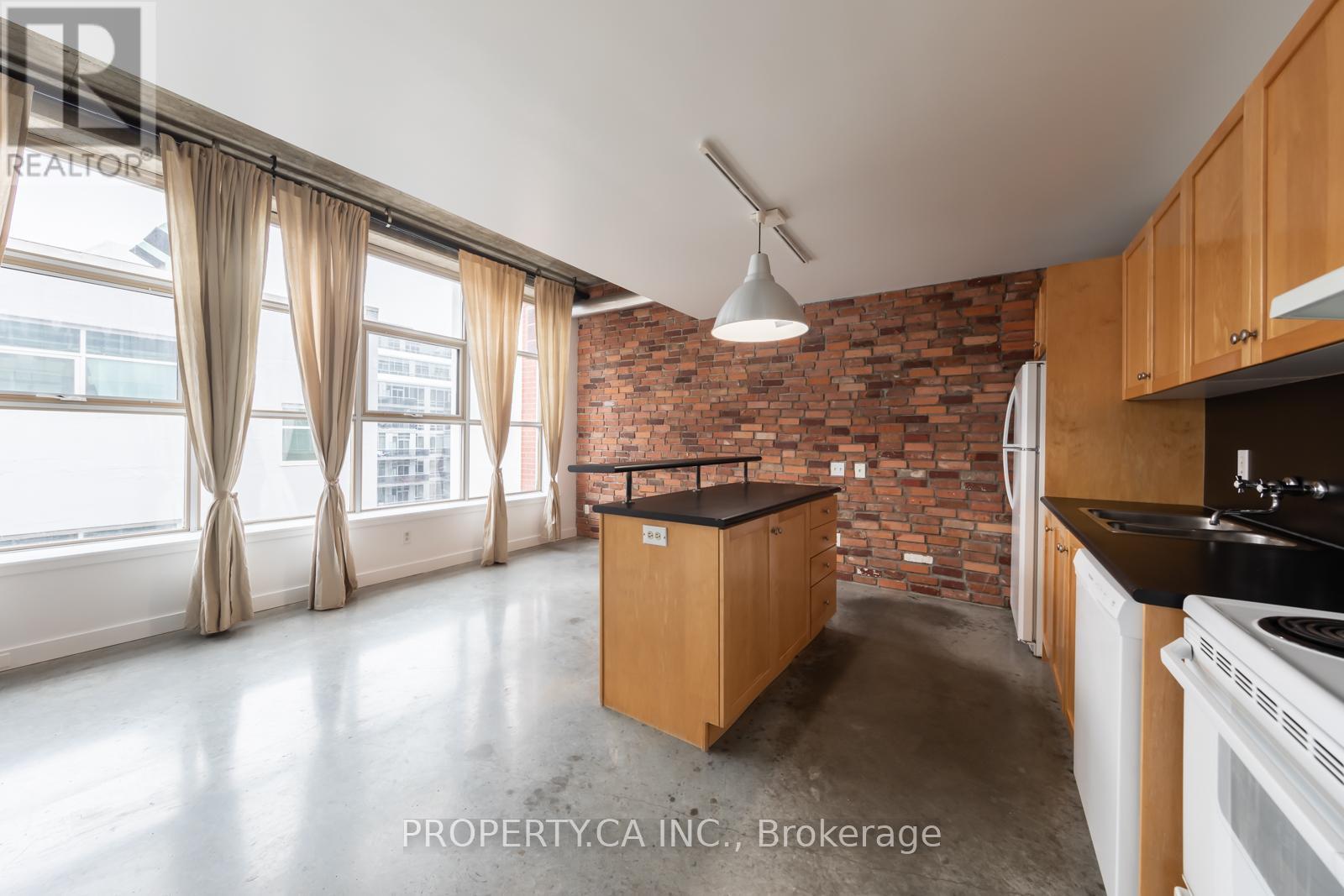 604 - 29 Camden Street, Toronto, Ontario  M5V 3N3 - Photo 3 - C12744834