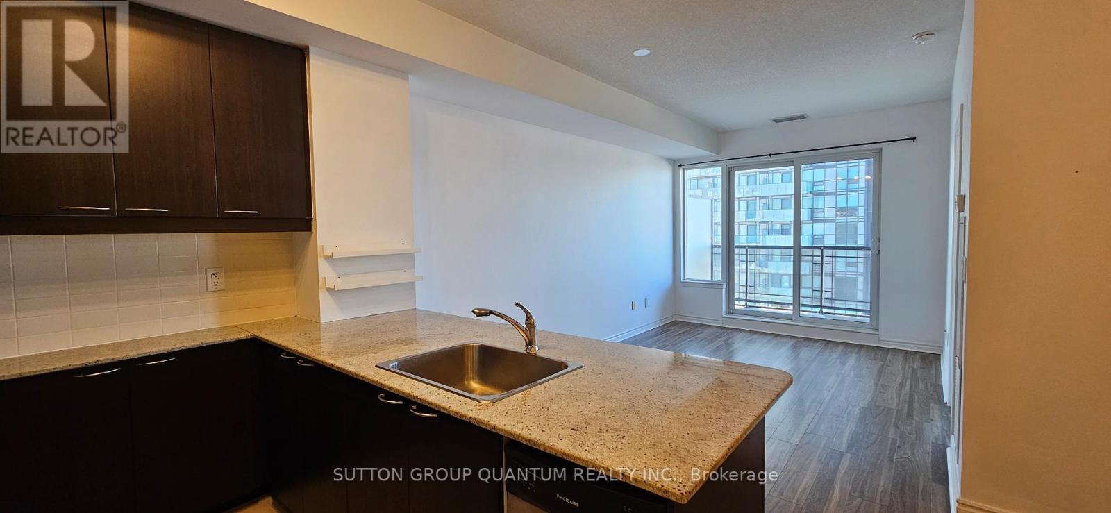 3110 - 385 Prince Of Wales Drive, Mississauga, Ontario  L5B 0C6 - Photo 2 - W12744862