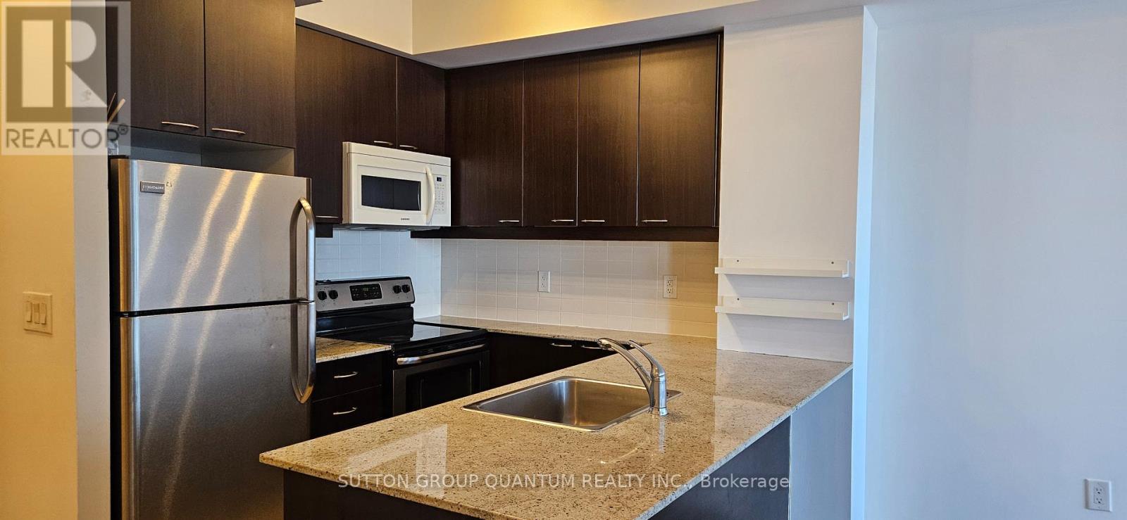 3110 - 385 Prince Of Wales Drive, Mississauga, Ontario  L5B 0C6 - Photo 3 - W12744862