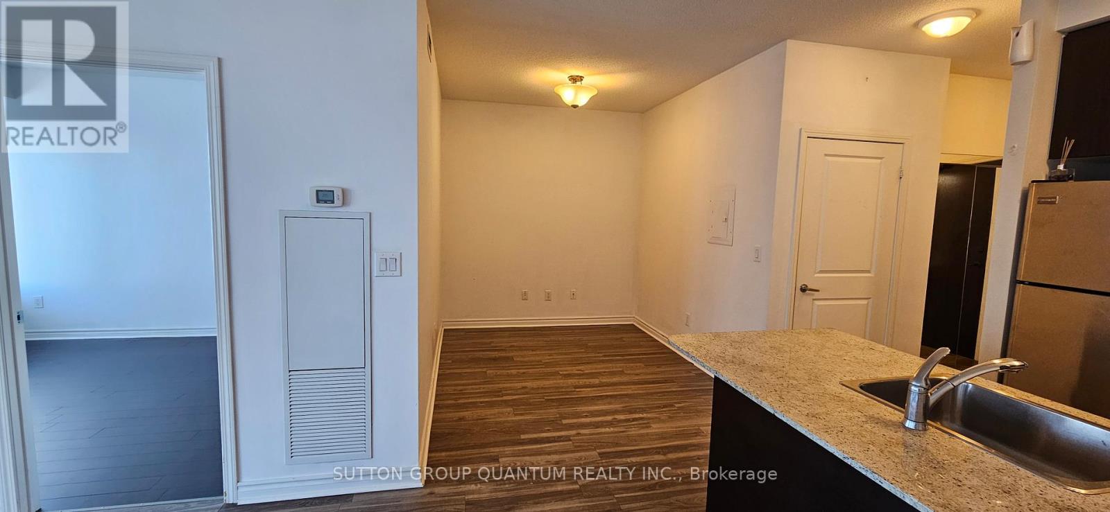 3110 - 385 Prince Of Wales Drive, Mississauga, Ontario  L5B 0C6 - Photo 5 - W12744862