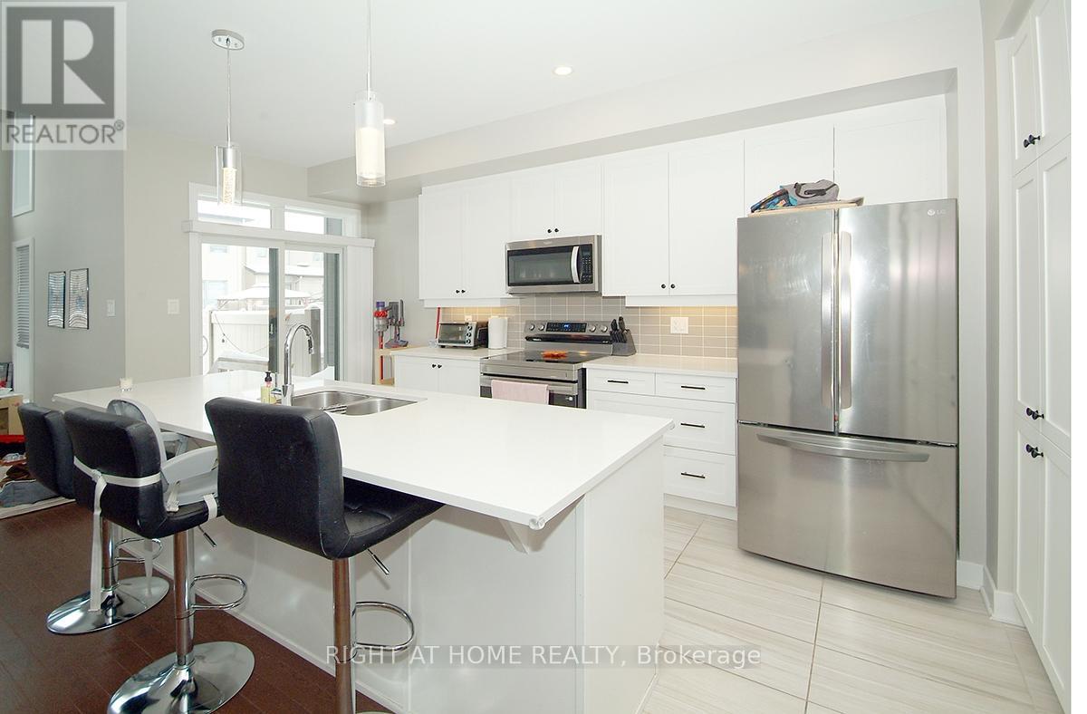 733 Twist Way, Ottawa, Ontario  K2V 0M9 - Photo 3 - X12728914