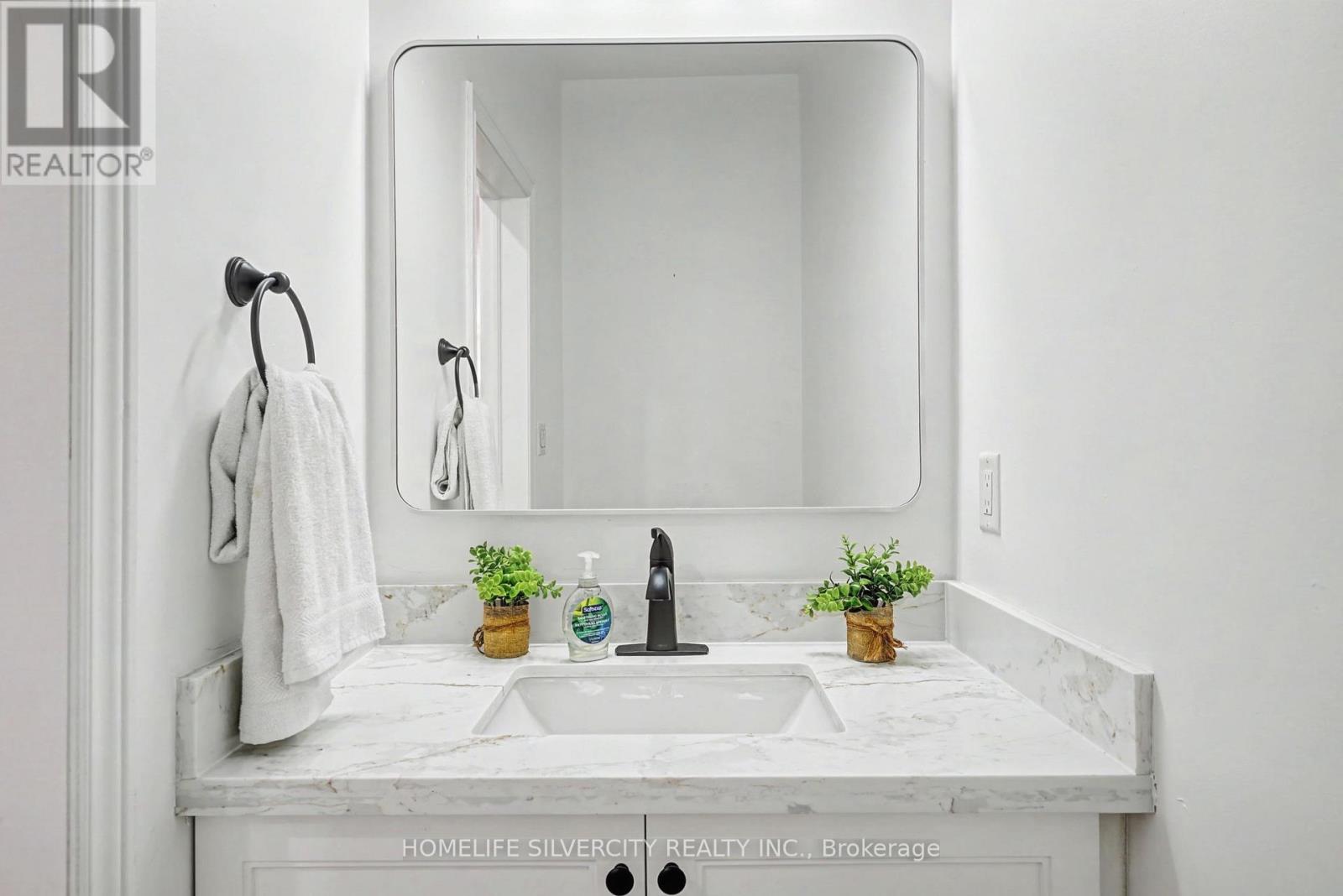 18 House Lane, Hamilton, Ontario  L9K 0G1 - Photo 10 - X12744874