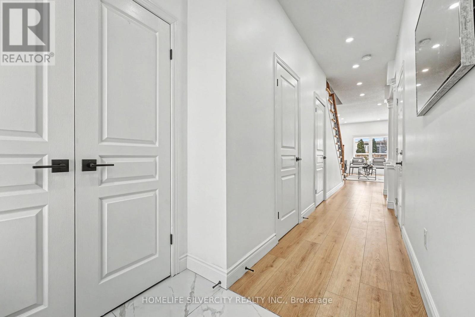 18 House Lane, Hamilton, Ontario  L9K 0G1 - Photo 8 - X12744874