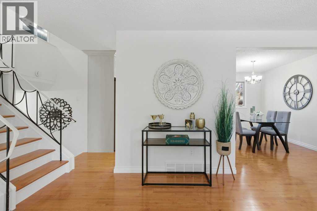 3703 Valdes Place Nw, Calgary, Alberta  T2L 2A2 - Photo 19 - A2282035