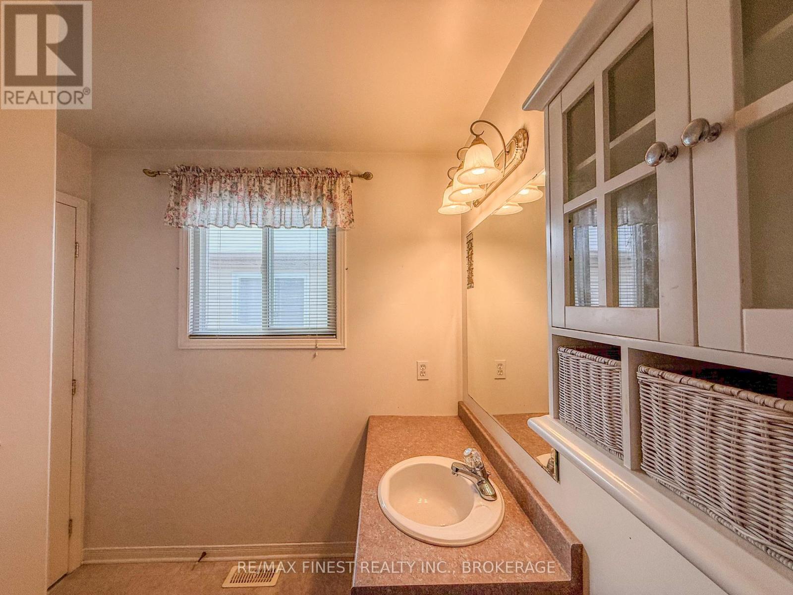 223 Sheridan Street, Kingston, Ontario  K7P 3E4 - Photo 26 - X12743764