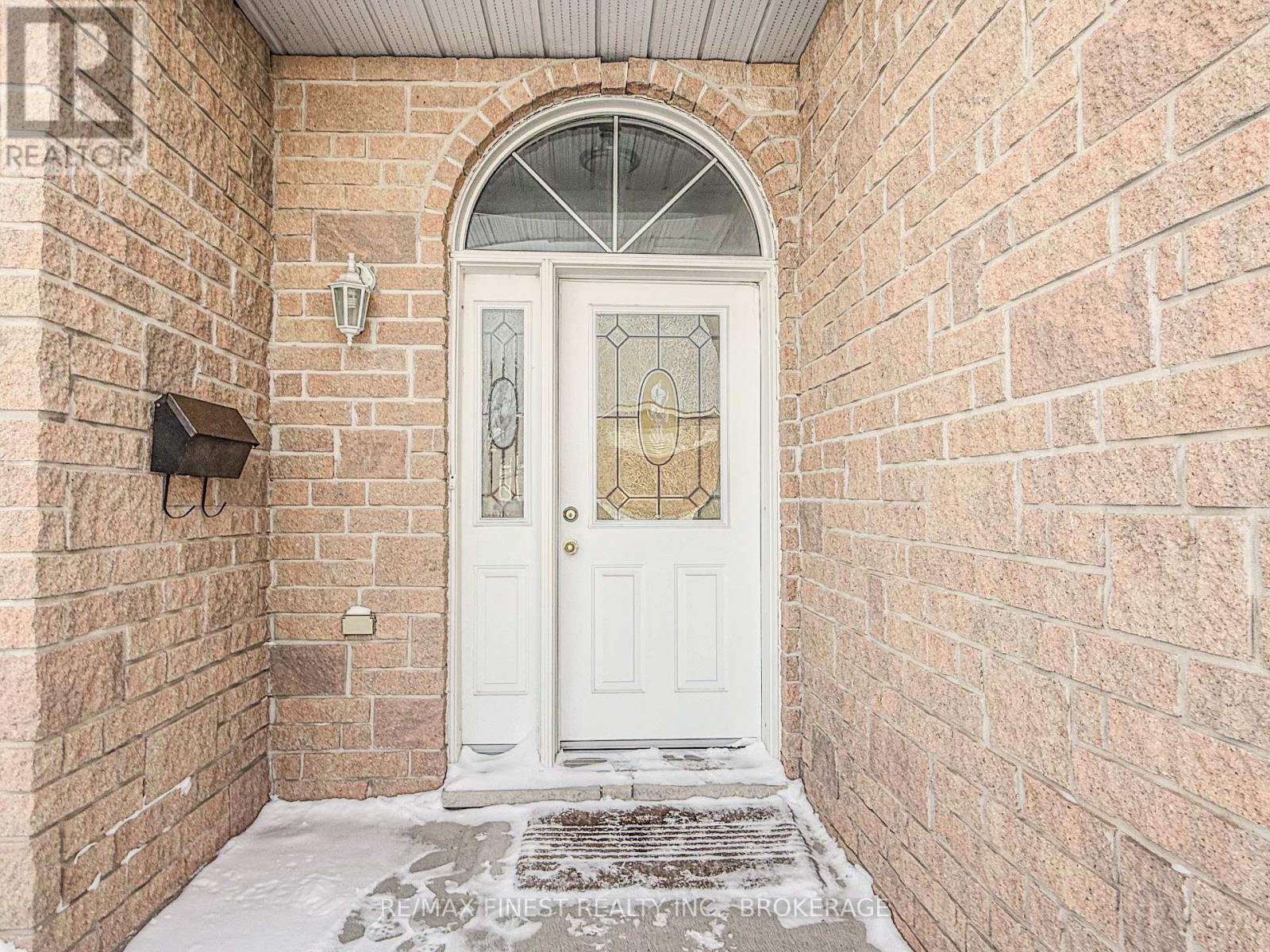 223 Sheridan Street, Kingston, Ontario  K7P 3E4 - Photo 3 - X12743764