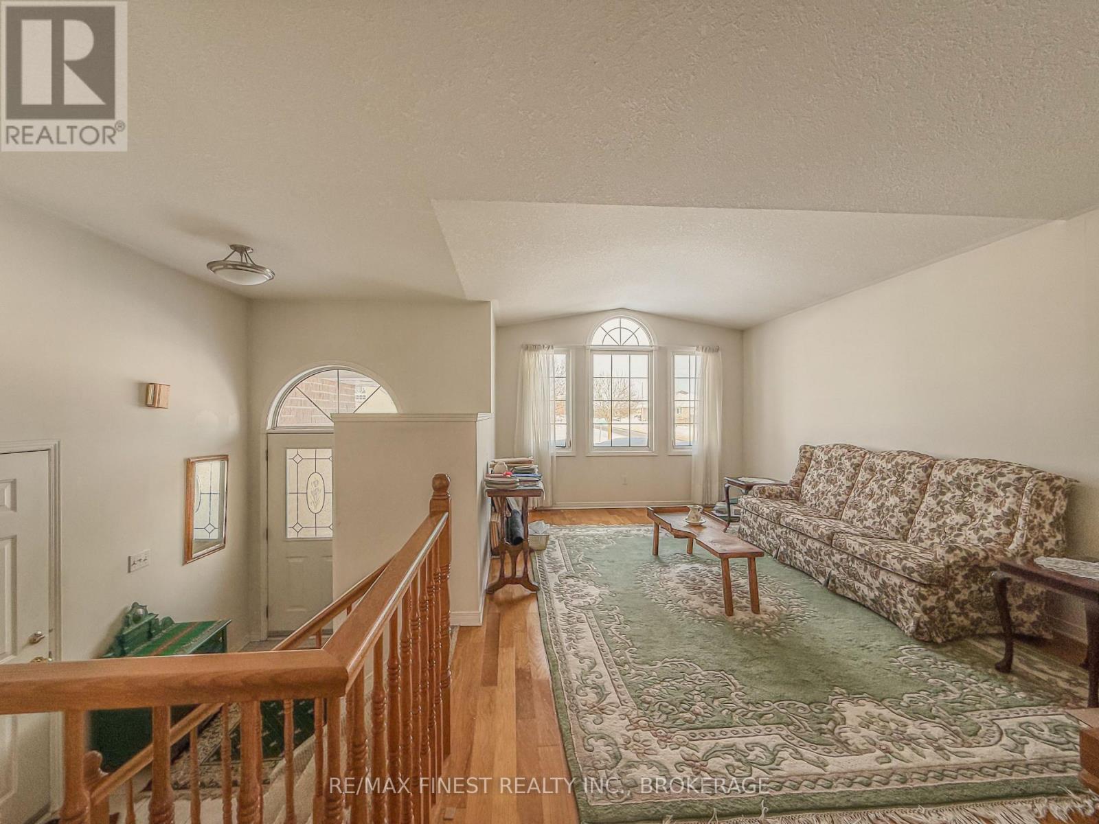 223 Sheridan Street, Kingston, Ontario  K7P 3E4 - Photo 5 - X12743764