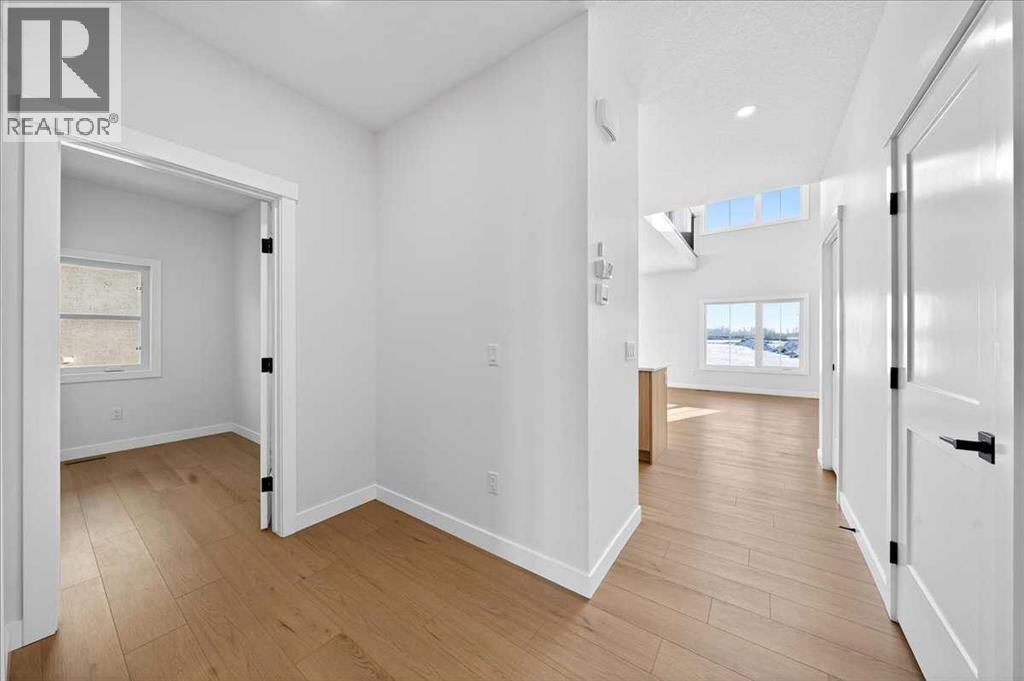 7 Lakewood Way, Strathmore, Alberta  T1P 2J5 - Photo 8 - A2283008