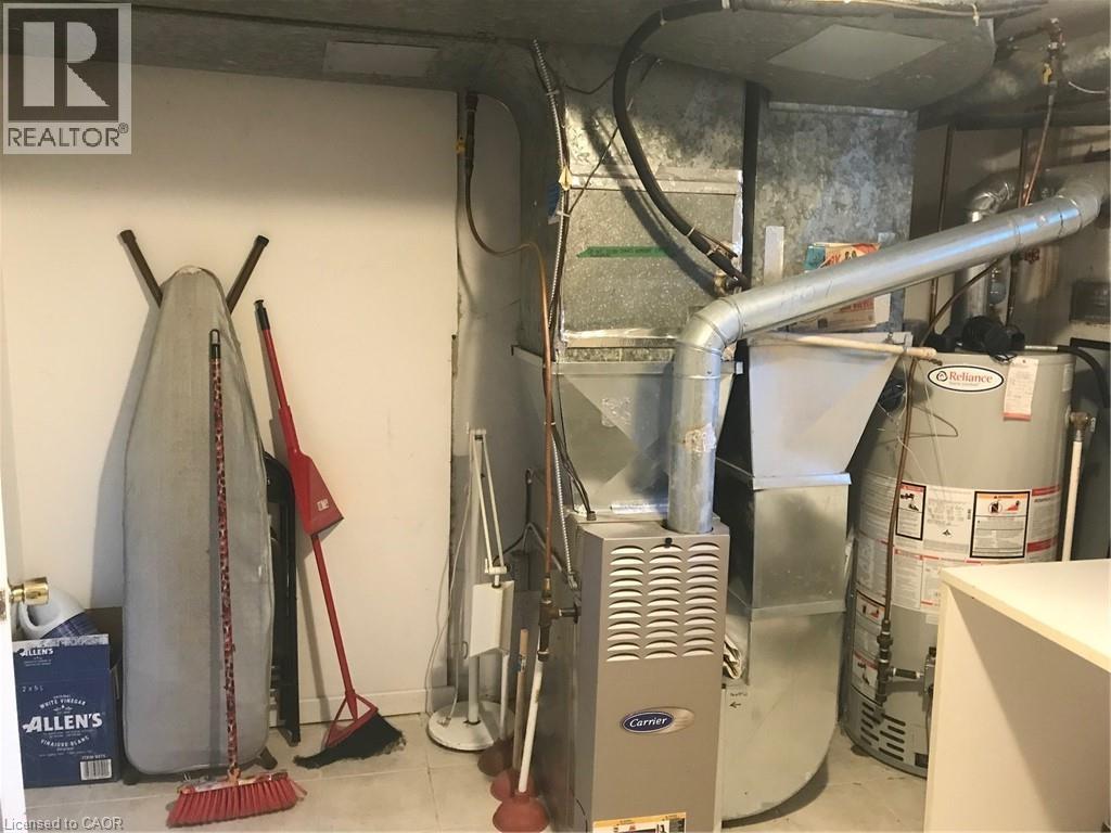 38 High Street, Waterloo, Ontario  N2L 3X8 - Photo 14 - 40801998