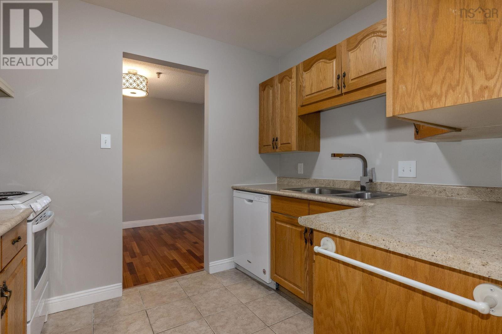 204 403 Prince Street, Truro, Nova Scotia  B2N 1E6 - Photo 11 - 202601780