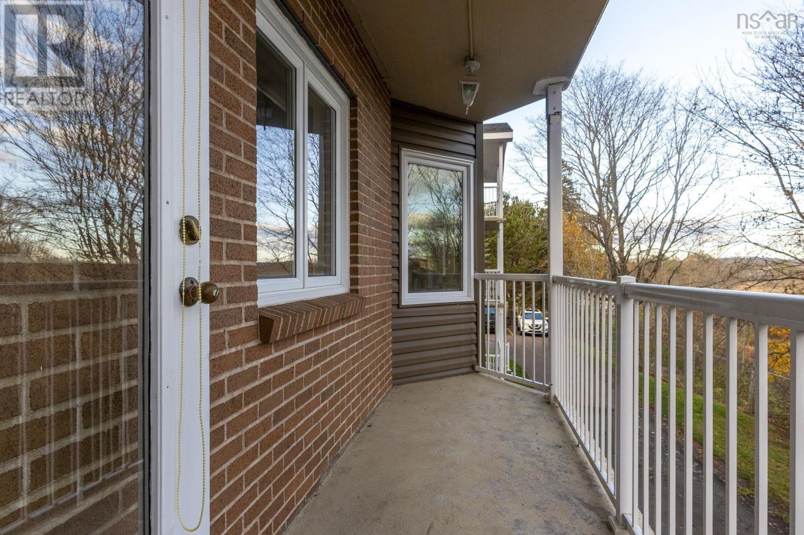 204 403 Prince Street, Truro, Nova Scotia  B2N 1E6 - Photo 8 - 202601780