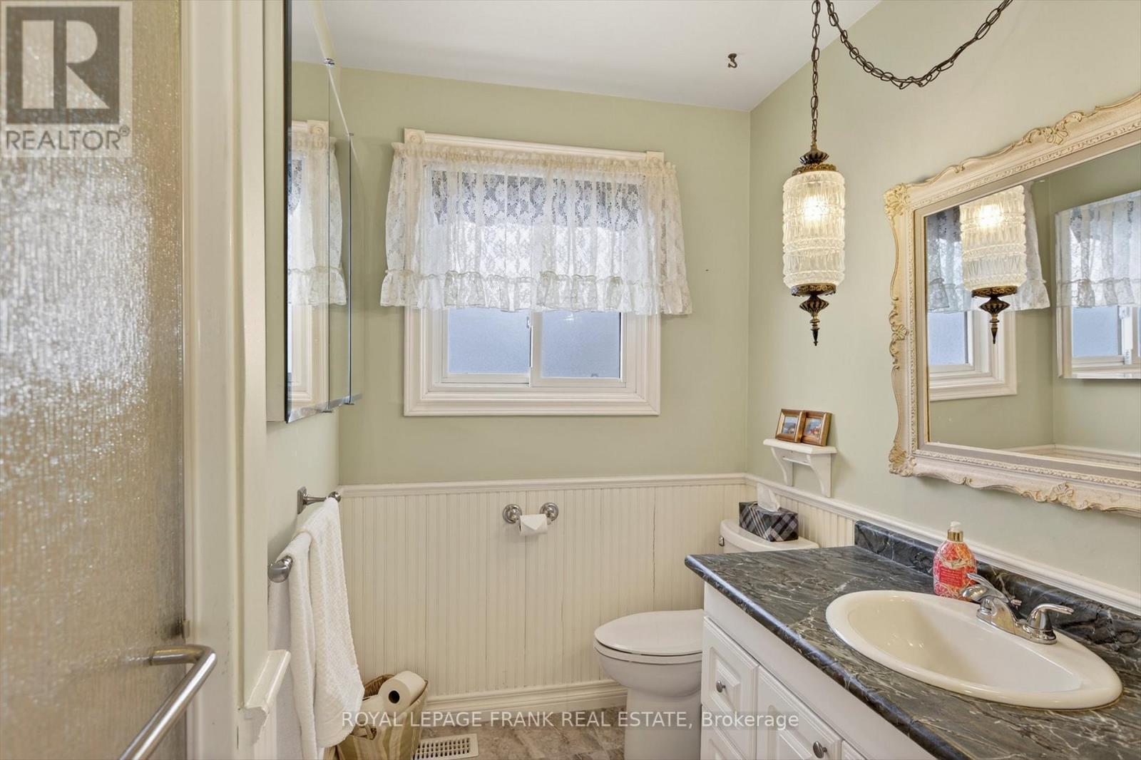 491 Chamberlain Street, Peterborough, Ontario  K9J 4L3 - Photo 18 - X12744940