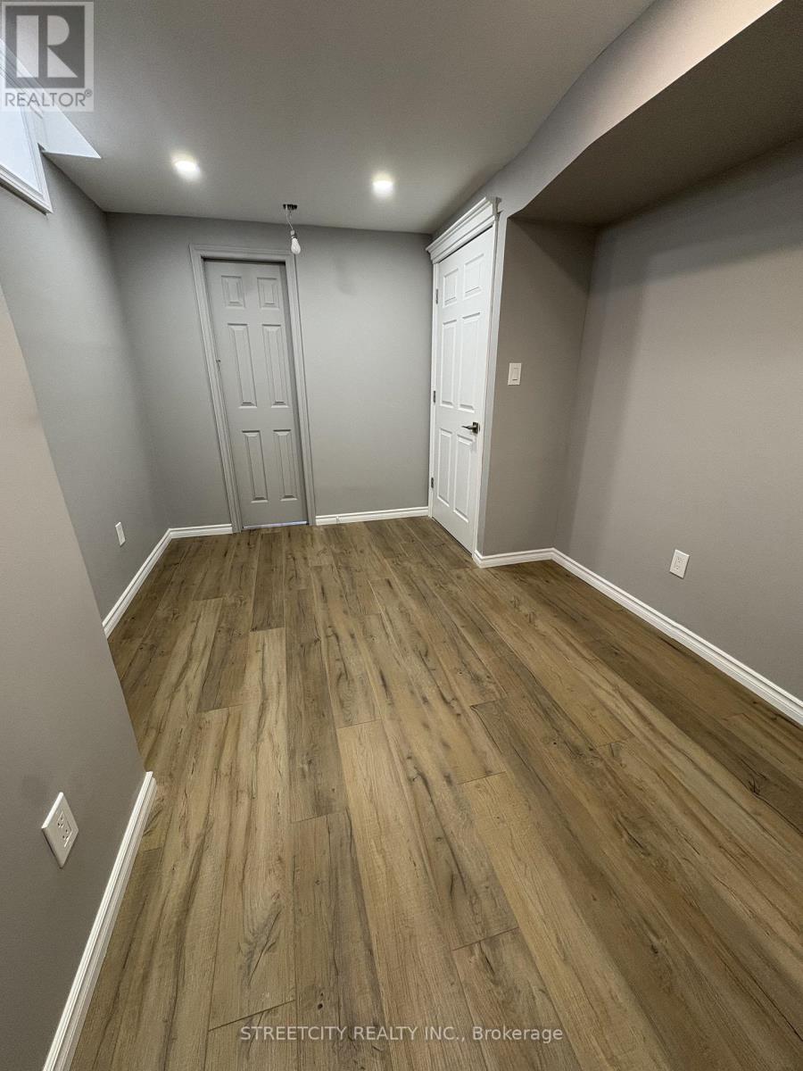 Lower - 890 Marigold Street, London North, Ontario  N5X 4G8 - Photo 16 - X12744912