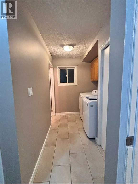 8210 104 Avenue, Peace River, Alberta  T8S 1X9 - Photo 37 - A2272074