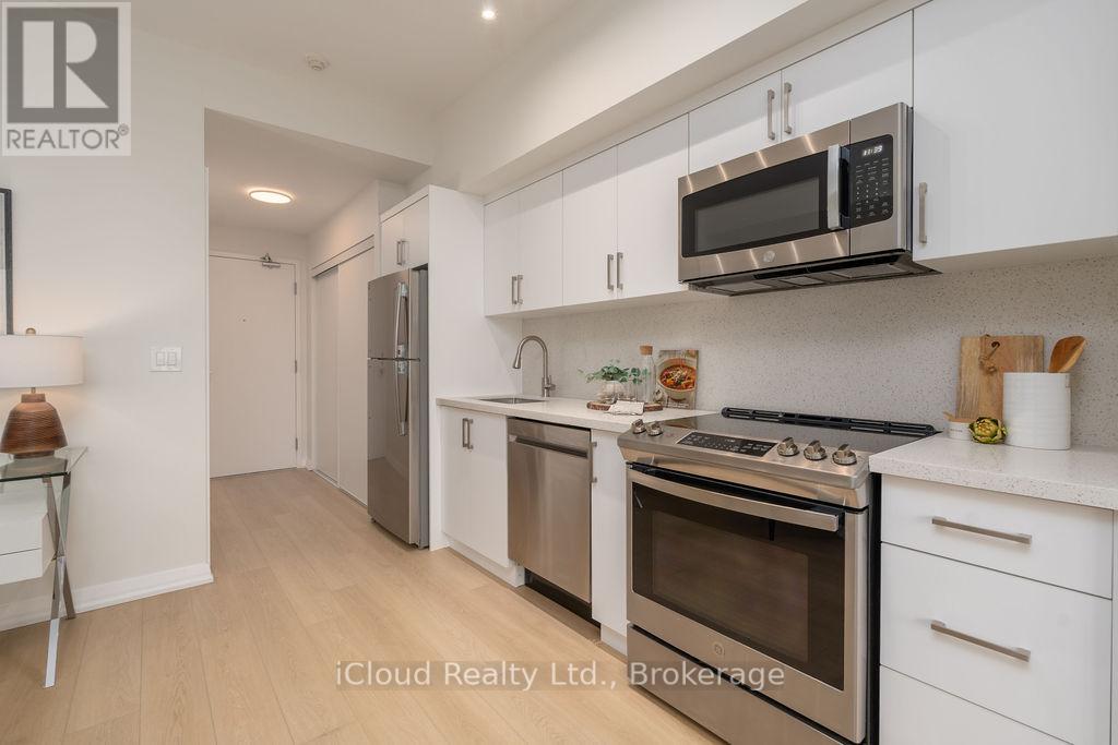 4706 - 832 Bay Street, Toronto, Ontario  M5S 1Z6 - Photo 10 - C12744934