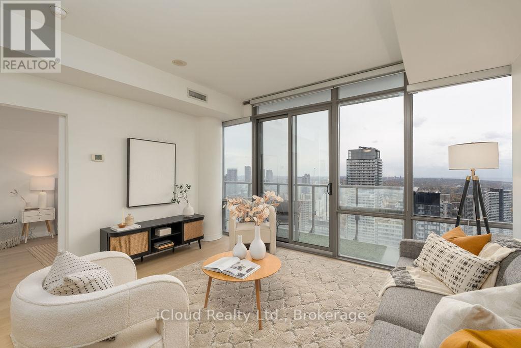 4706 - 832 Bay Street, Toronto, Ontario  M5S 1Z6 - Photo 12 - C12744934