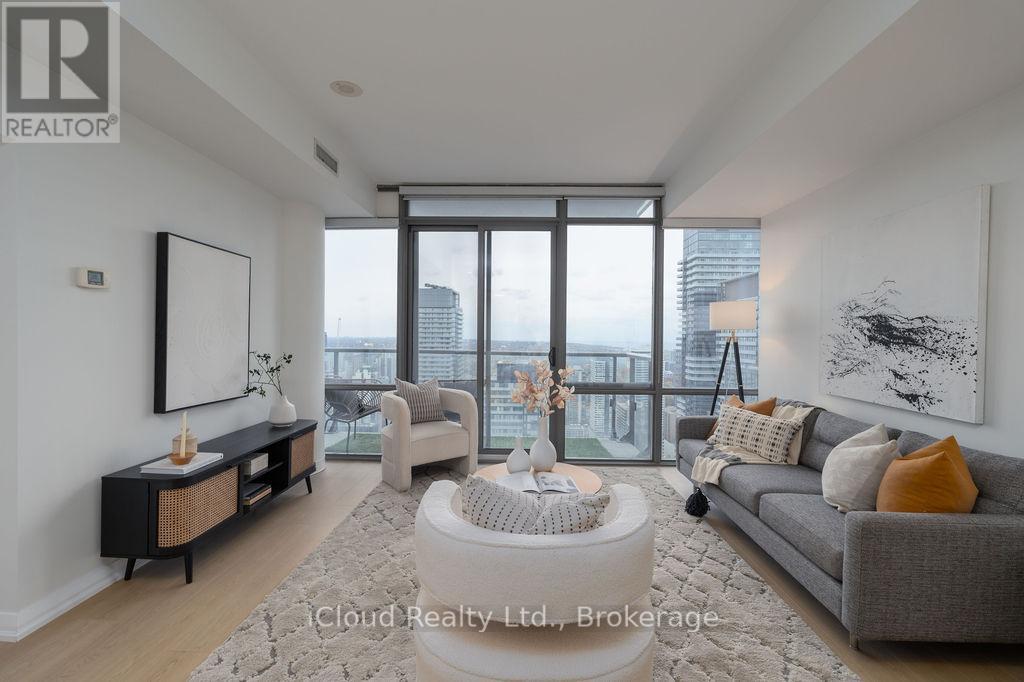 4706 - 832 Bay Street, Toronto, Ontario  M5S 1Z6 - Photo 14 - C12744934