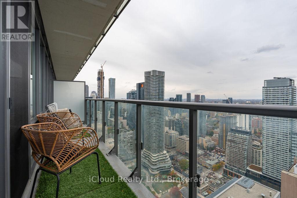 4706 - 832 Bay Street, Toronto, Ontario  M5S 1Z6 - Photo 20 - C12744934