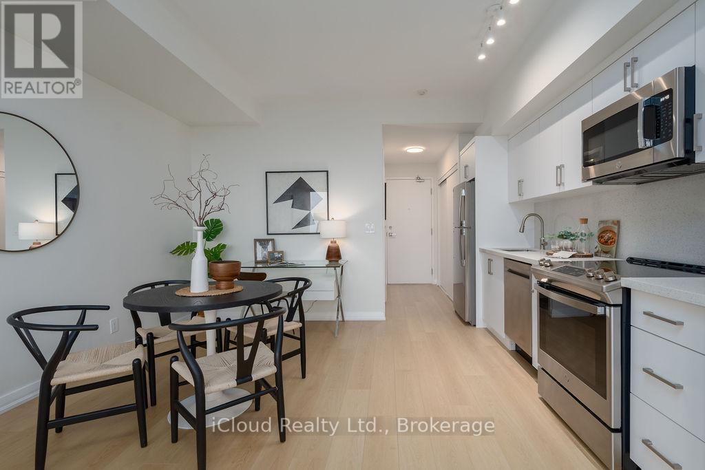 4706 - 832 Bay Street, Toronto, Ontario  M5S 1Z6 - Photo 4 - C12744934