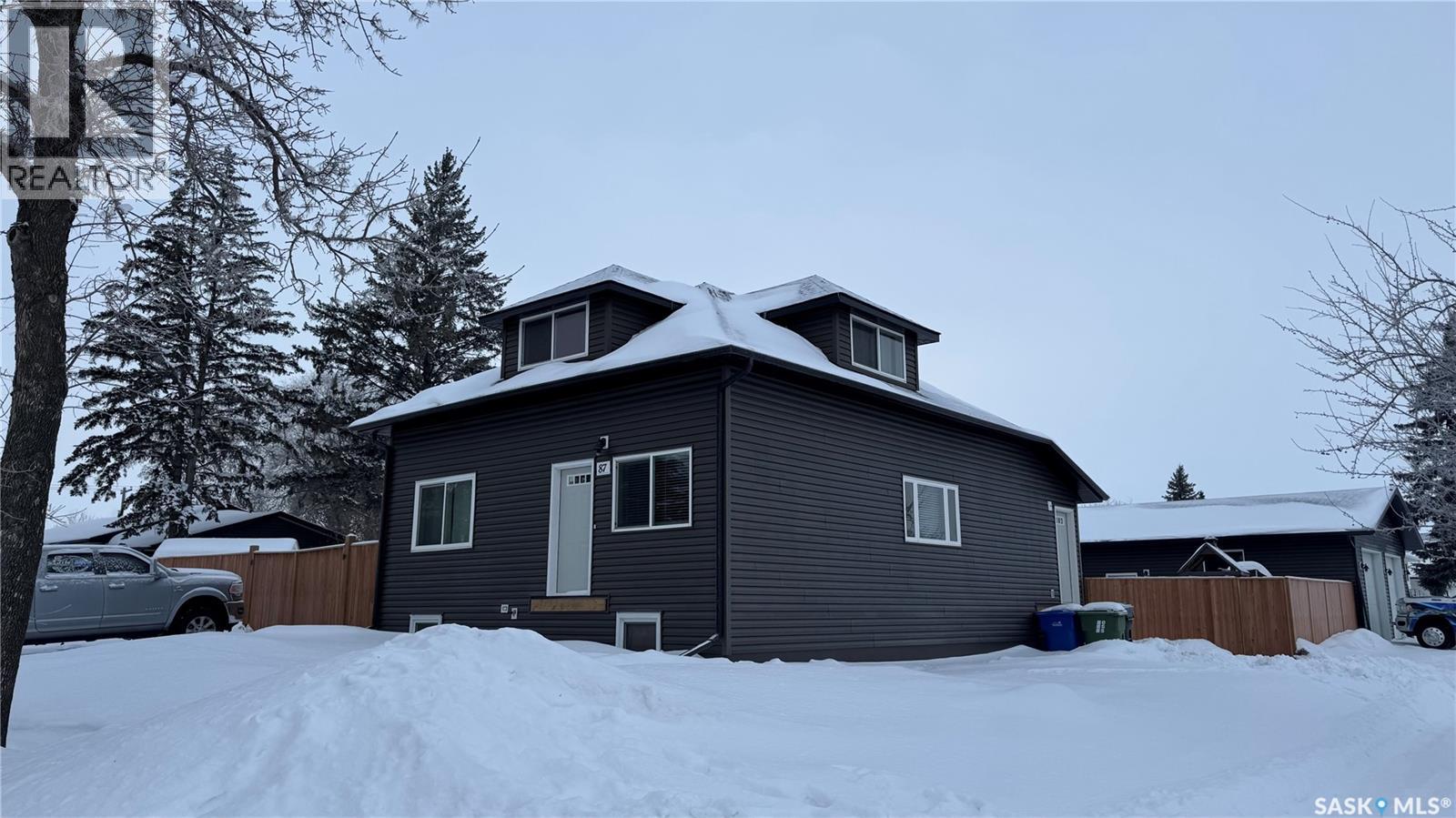 87 Collacott Street W, Yorkton, Saskatchewan  S3N 0A1 - Photo 3 - SK027730