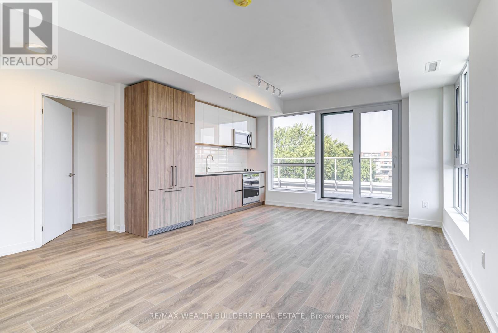 627 - 150 LOGAN AVENUE, Toronto, Ontario