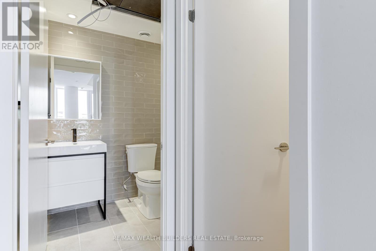 627 - 150 Logan Avenue, Toronto, Ontario  M4M 0E4 - Photo 13 - E12744916