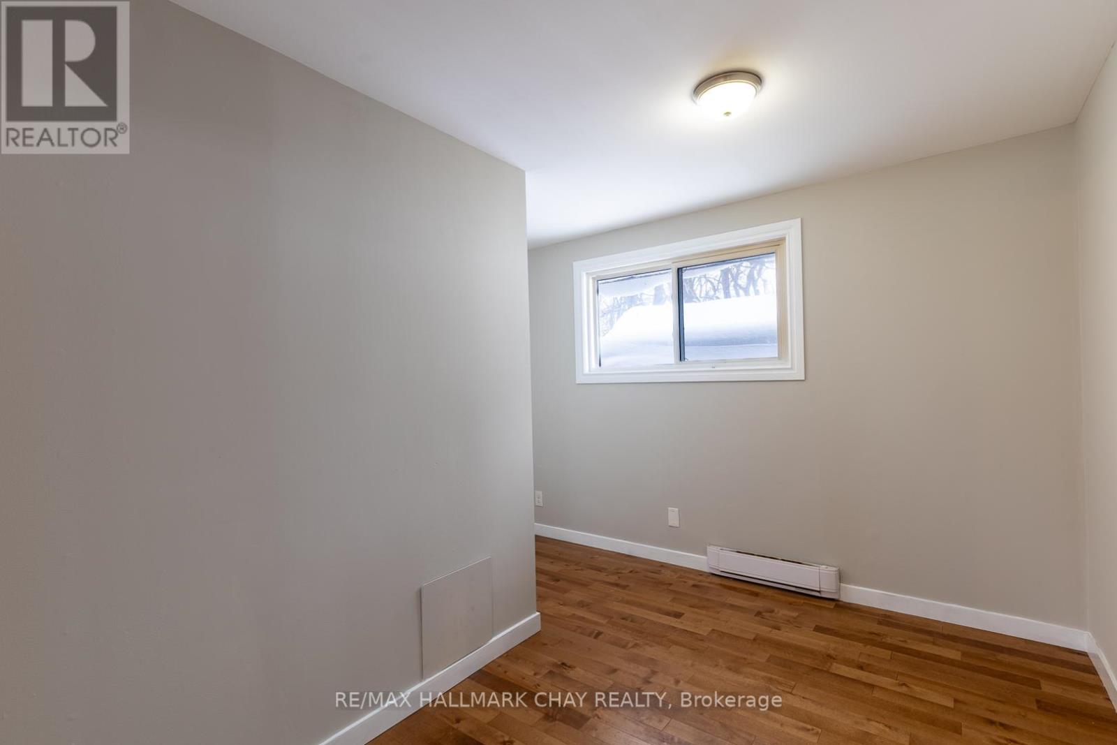 2 - 209 Oxford Street, Orillia, Ontario  L3V 1H6 - Photo 9 - S12744944