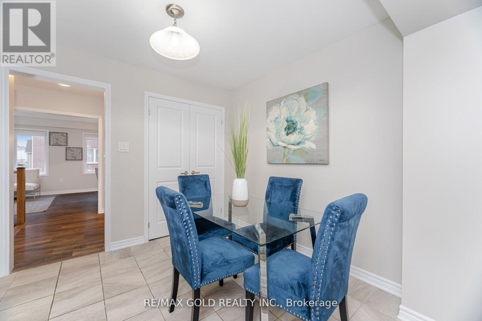 75 Baycliffe Crescent, Brampton, Ontario  L7A 3Z1 - Photo 11 - W12744918