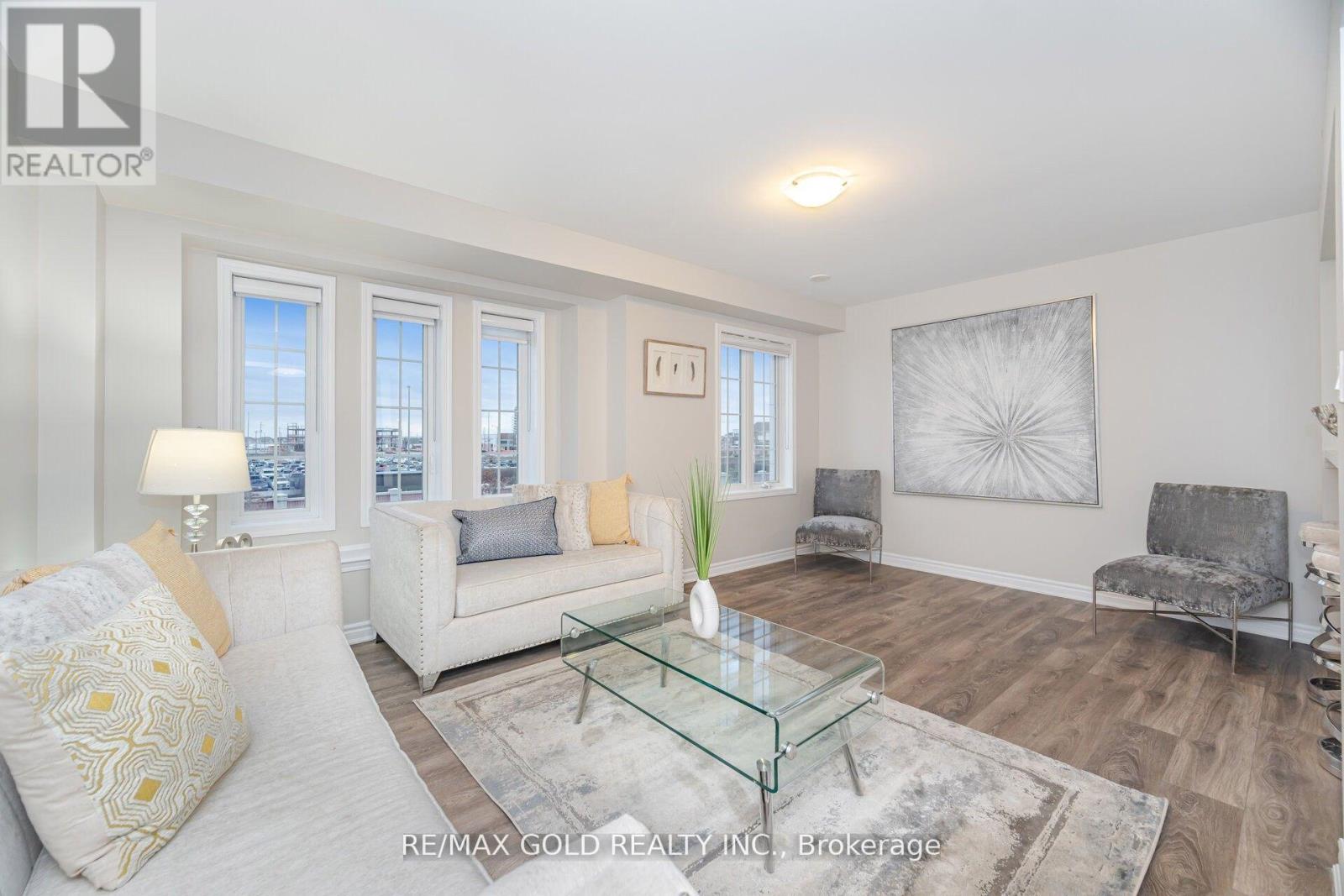 75 Baycliffe Crescent, Brampton, Ontario  L7A 3Z1 - Photo 12 - W12744918