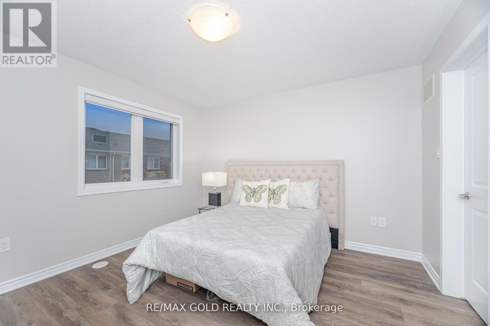 75 Baycliffe Crescent, Brampton, Ontario  L7A 3Z1 - Photo 17 - W12744918