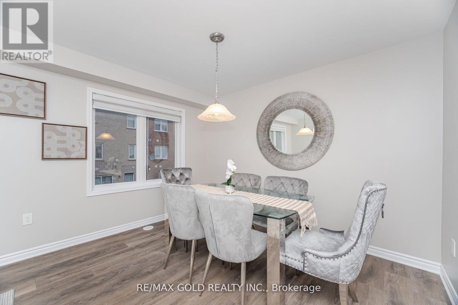 75 Baycliffe Crescent, Brampton, Ontario  L7A 3Z1 - Photo 8 - W12744918