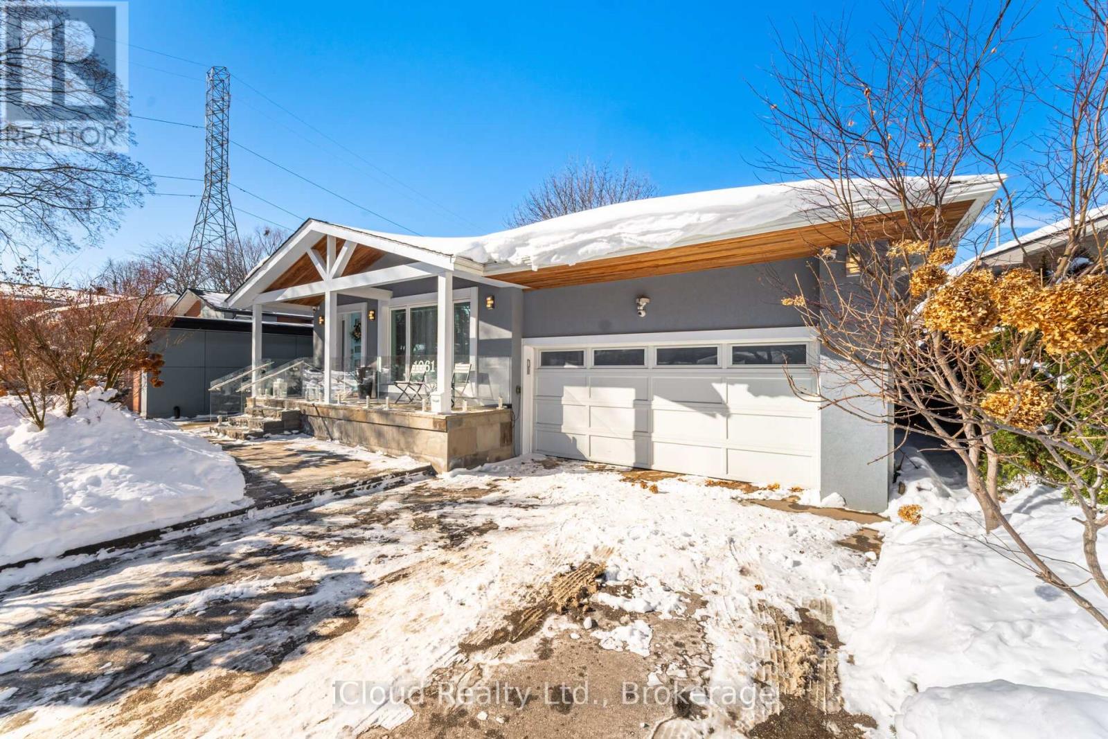 1061 JOHNATHAN DRIVE, Mississauga, Ontario