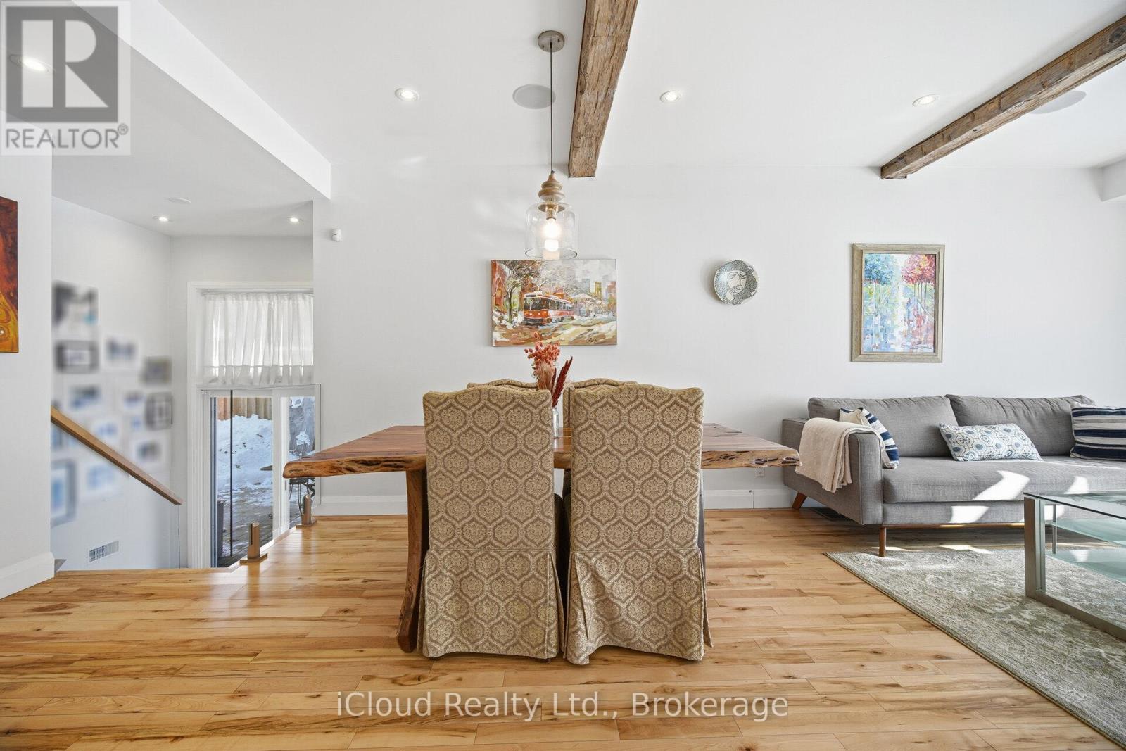 1061 Johnathan Drive, Mississauga, Ontario  L4Y 1J9 - Photo 18 - W12744942