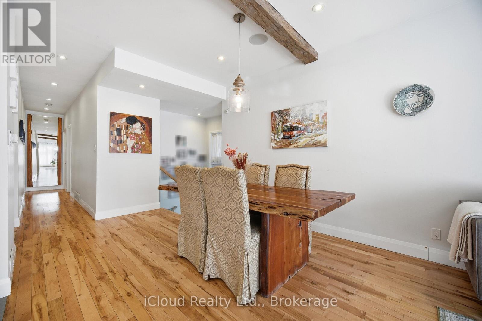 1061 Johnathan Drive, Mississauga, Ontario  L4Y 1J9 - Photo 19 - W12744942