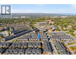 47 BENSLEY LANE, Hamilton, Ontario