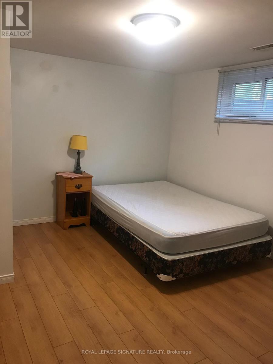 38 High Street, Waterloo, Ontario  N2L 3X8 - Photo 2 - X12744938